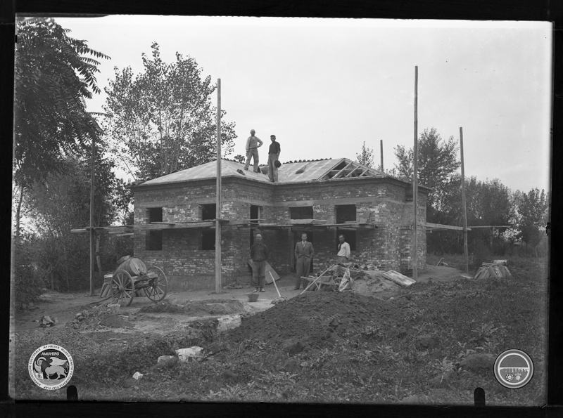 1939 00 00 Santa Margherita d&#039;Adige LAVORI COSTRUZIONE RICOVERI id_39010 3 cm_13x18